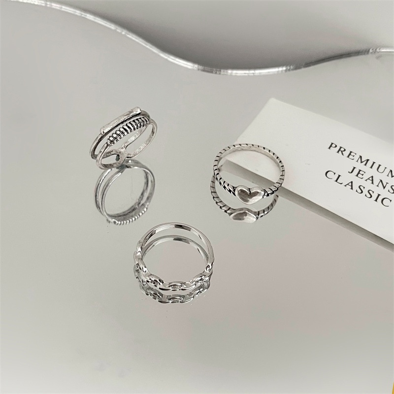 3pcs / Set Cincin Jari Telunjuk Desain Rantai Hati Hollow Untuk Fashion