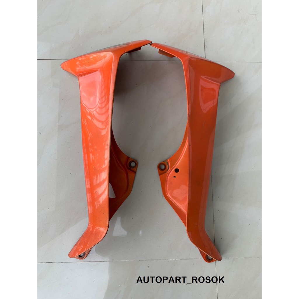 cover sepasang sayap luar Yamaha FIZR f1zr original warna orange murahh original
