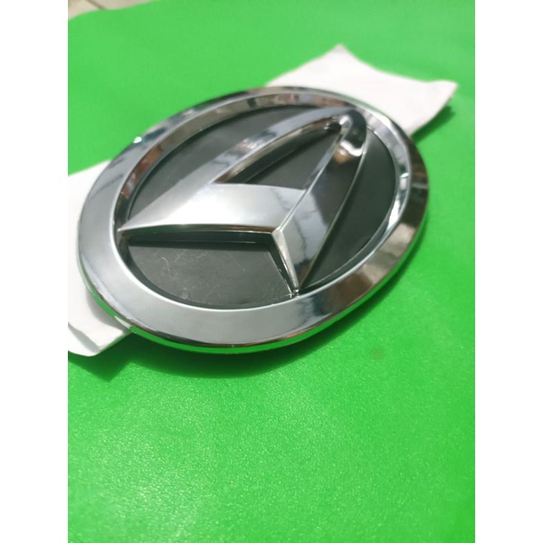 logo emblem daihatsu XENIA SIGRA beserta dudukan size 15cm