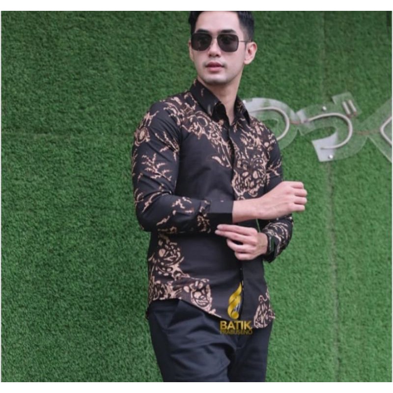 akar hitam kemeja batik Slimfit lapis furing lengan panjang