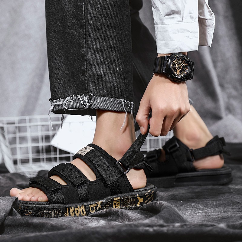 Tren fashion sandal outdoor pria dan sandal sepatu pantai ukuran 39-44