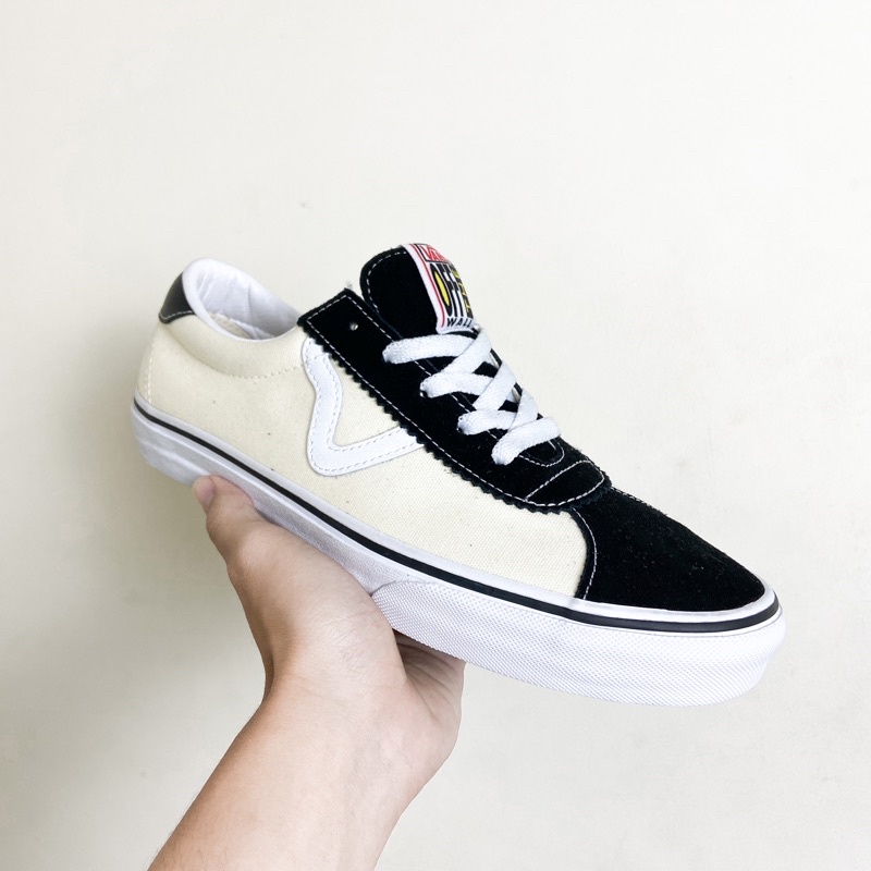 Vans Sport Black / Classic White Resmi Navya.