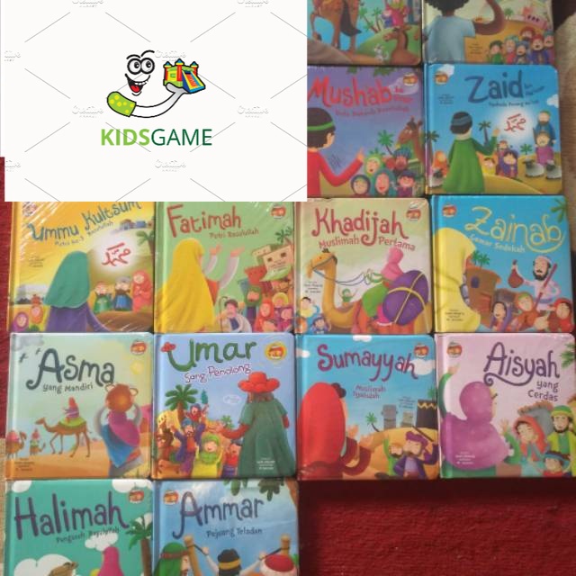 

Boardbook. Cocok untuk anak batita dan balita. Gak mudah robek. Anti air, tinggal di lap. Hard cover