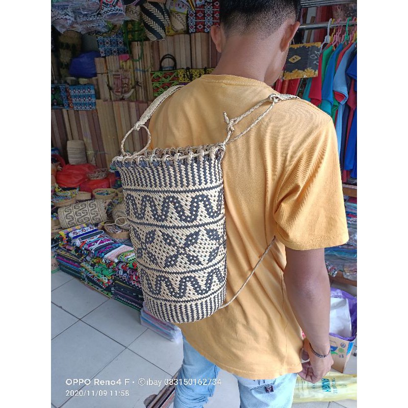 Tas Anjat. Tas Rotan Etnik Dayak. tas ransel pria