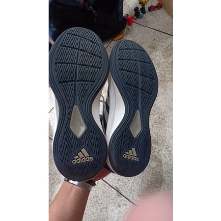 Sepatu Adidas Basket Second