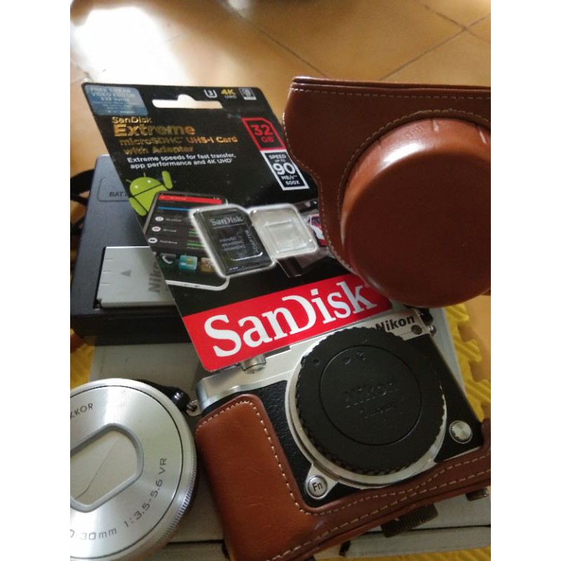 kamera mirorless Nikon 1 J5 SECOND