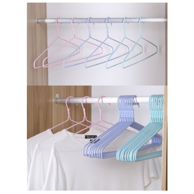 15 SHOP --- Gantungan Baju harga 10pcs Dewasa/Hanger Kawat Lapis Plastik- Isi 10 Pcs
