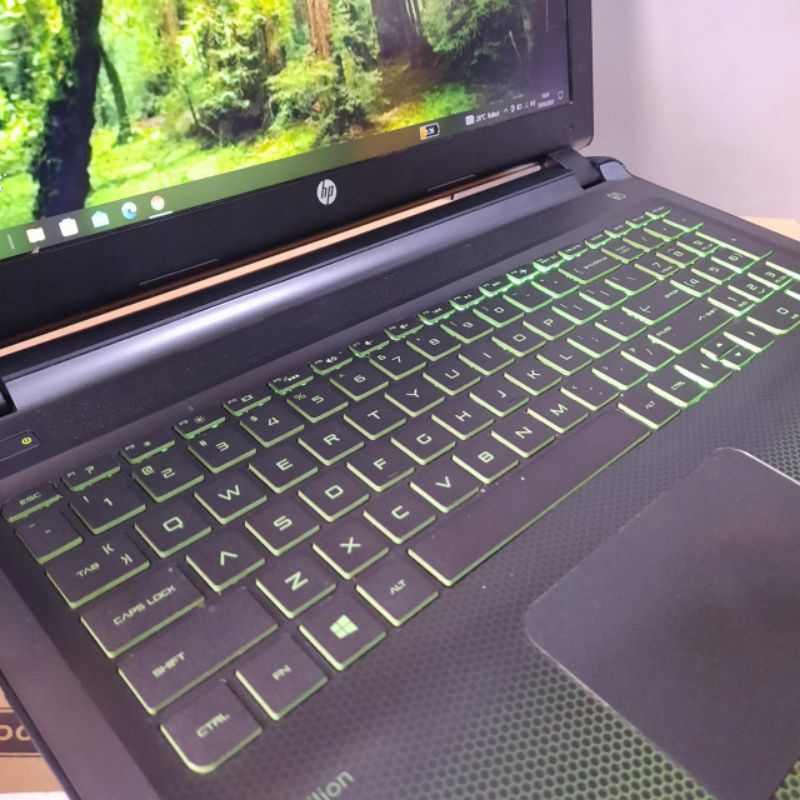 Laptop Gaming HP Pavilion15-ak05TX Cor i7-6700HQ Gen 6 Ram 8GB HDD 1TB Nvdia Geforce GTX950M 4GB dedicated