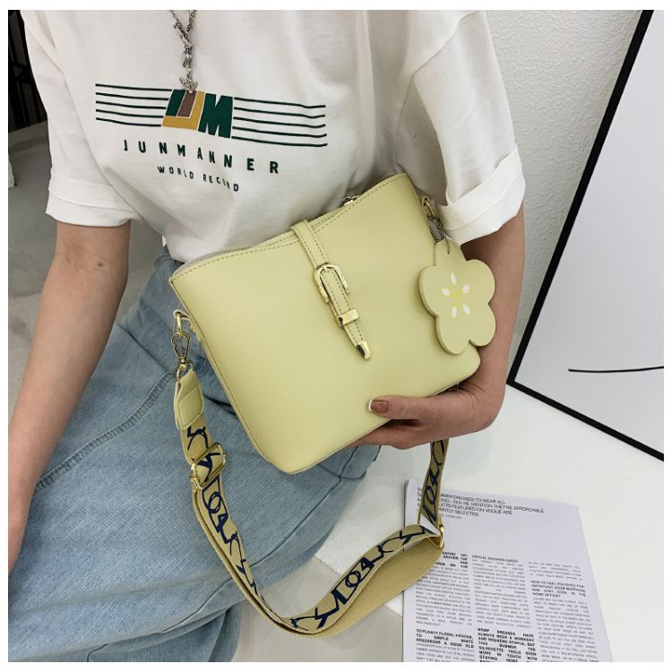 BJ62537 - BEIGE/BLACK/BROWN/GREEN - TAS SLEMPANG GANTUNGAN BUNGA IMPORT TAS WANITA FASHION IMPORT MODIS ELEGAN TERMURAH TERLARIS TERBARU BAGSTORE JAKARTA TAS BATAM ZCJ2537 MIRIP GT1737