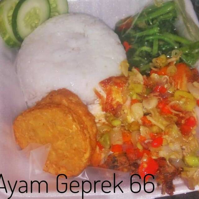

Paket ayam sambal matah