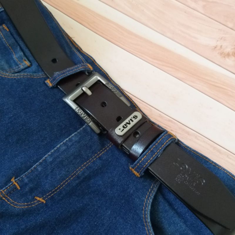 Sabuk Pria / Ikat pinggang levis kulit asli 100%