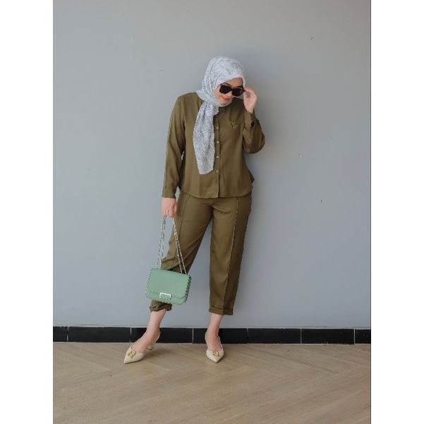 Jennie set by DYN CLOTHINGLINE