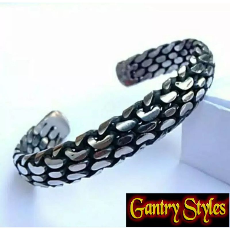 gelang baja putih model anyam papua