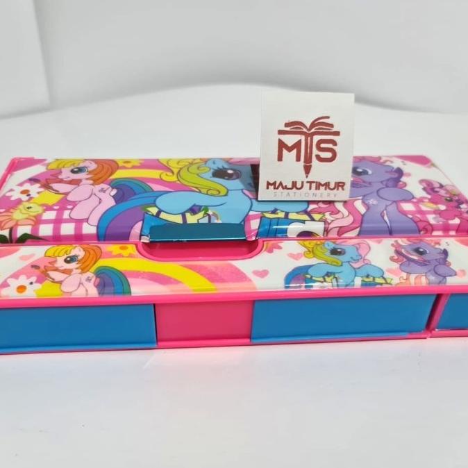 

PROMO Kotak Pensil Jumbo Magnet/TEMPAT PENSIL AESTHETIC/TEMPAT PENSIL ANAK PEREMPUAN/TEMPAT PENSIL LUCU/TEMPAT PENSIL 3D/TEMPAT PENSIL TRANSPARAN/TEMPAT PENSIL LUCU/TEMPAT PENSIL KOREA/TEMPAT PENSIL KAIN/TEMPAT PENSIL KALKULATOR