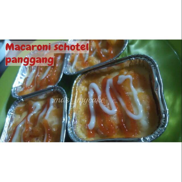 

Macaroni schotel panggang. HALAL