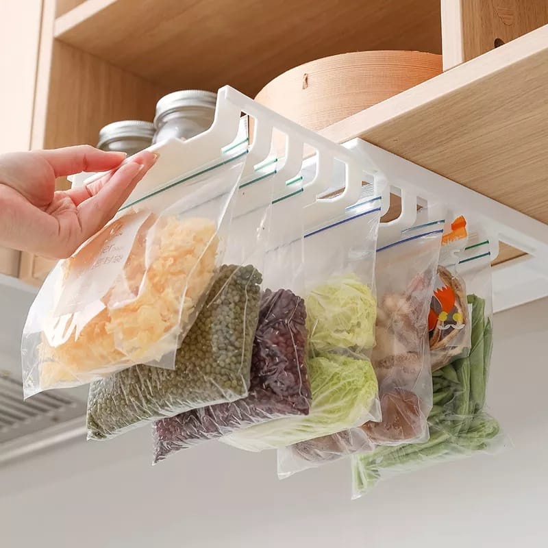 Holder Plastik Gantung Kulkas Atau Dapur / Sealed Bag Storage Rack