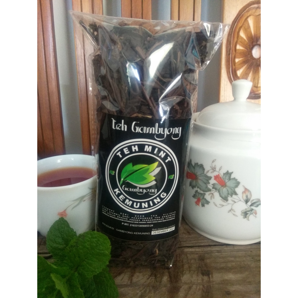 

Teh Mint Gambyong Oleh - oleh Khas Kebun Teh Kemuning Karanganyar / Solo