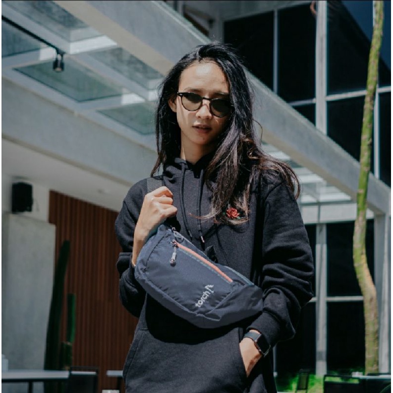 Tas pinggang cewek/cowok by TORCH-KORIYAMA