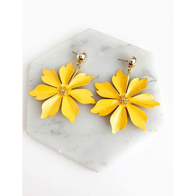 LRC Anting Tusuk Fashion Alloy Flower Earrings F97177