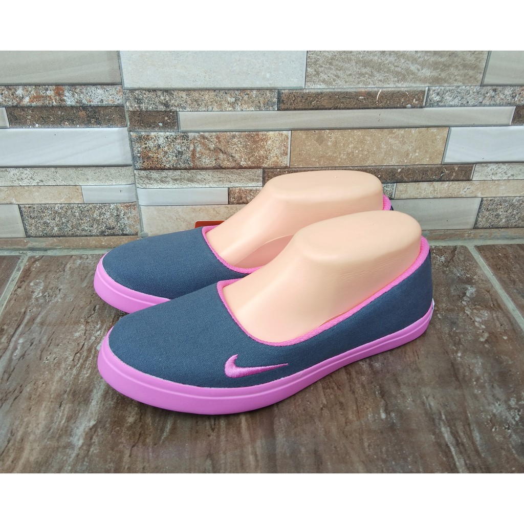 SEPATU WANITA SLIP ON. FLAT SHOES. SEPATU SLIP ON WANITA. SEPATU KERJA. SEPATU SANTAI