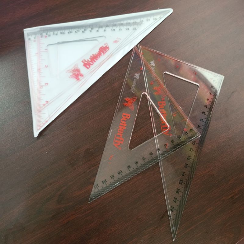 

Penggaris Segitiga Butterfly no 7 / Triangle Ruler