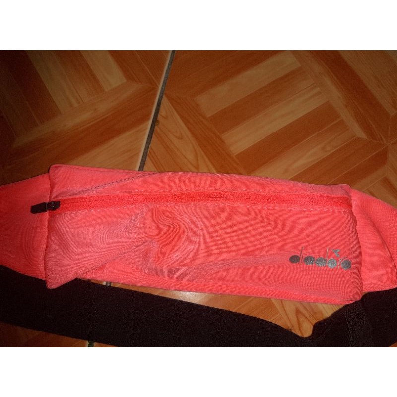 Tas selempang Diadora Austin Waistbag Original Pink Neon