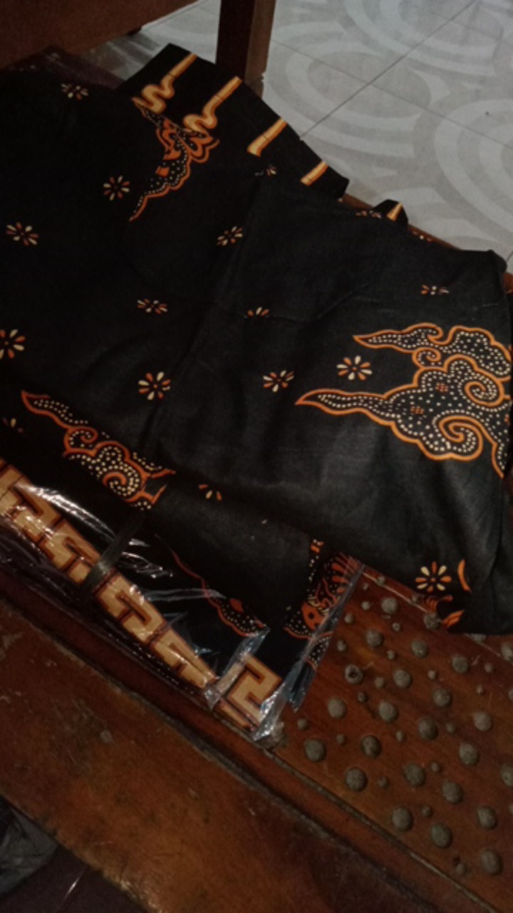 Kemeja Batik Pria Berkualitas Batik Pria Casual Modern Motif Terbaru