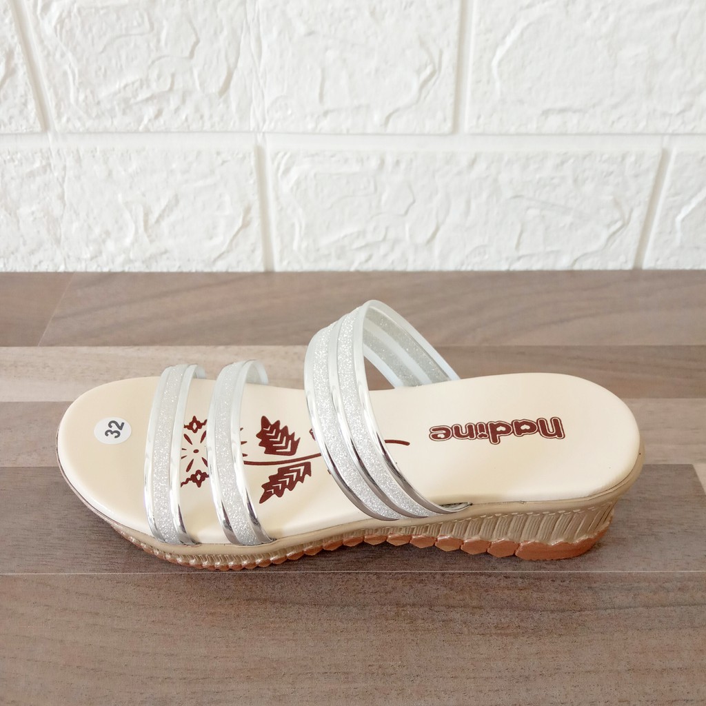 Nadine Sandal Slop Anak Wedges 31 - 35 Hak 5 Cm Perempuan Casual Fashion N11