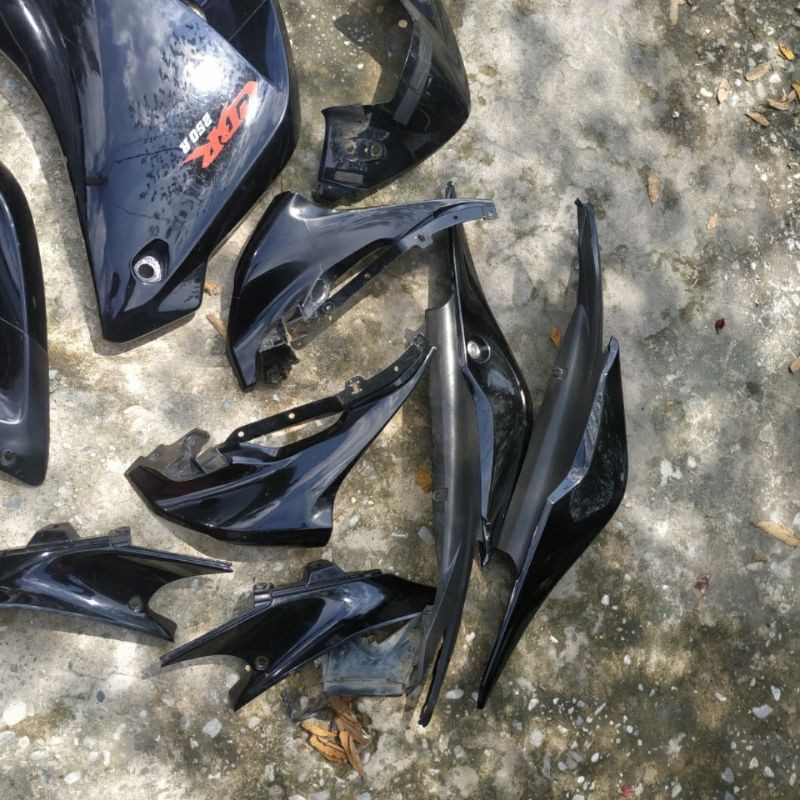 BODY SET CBR 250 R CBU PNP CBR 150 R FI CBU (SEMPAK)