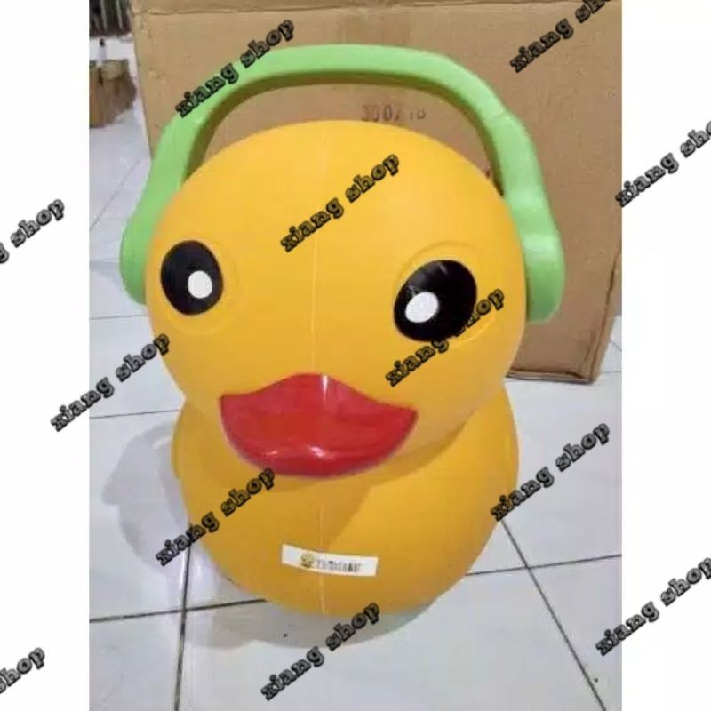 BEBEK DUCK RIDE ON MOBIL SEDAN RIDE ON