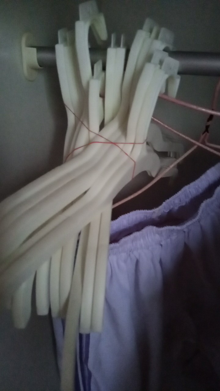 [grosir] Hanger Baju/gantungan Baju Dewasa - 1 Pcs