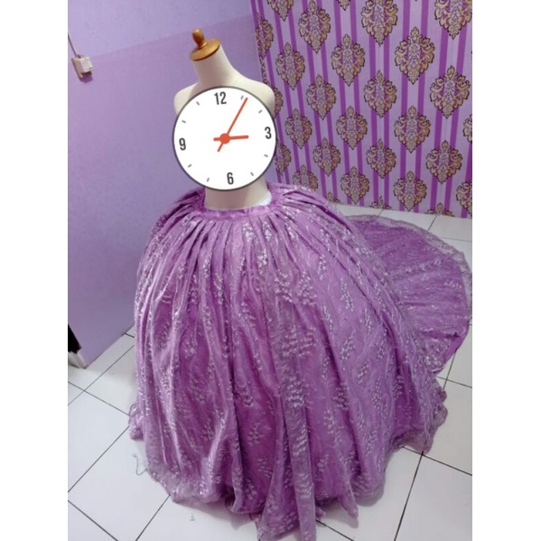 rok gaun pengantin ungu Lilac