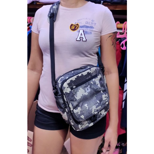 Tas Slempang Consina