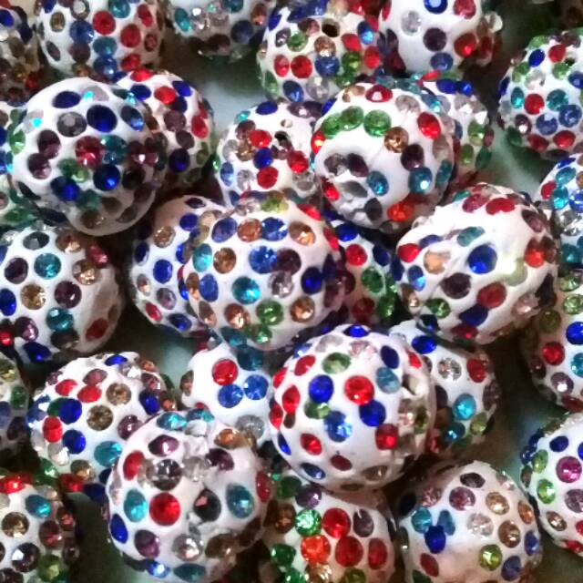 

Boldis putih mix diamond 14mm kemasan ekonomis