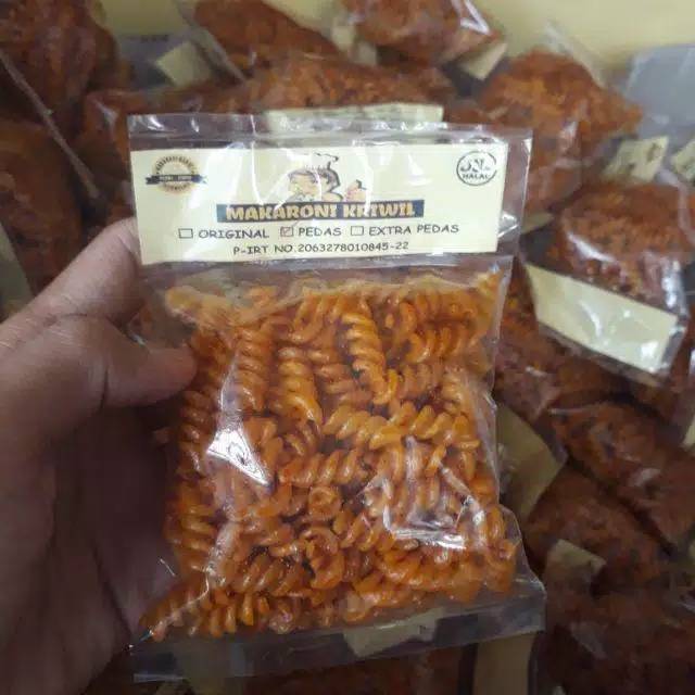 Makaroni kriwil khas Tasikmalaya /  makaroni Kriwil Cap Koki / Jajanan Tasikmalaya