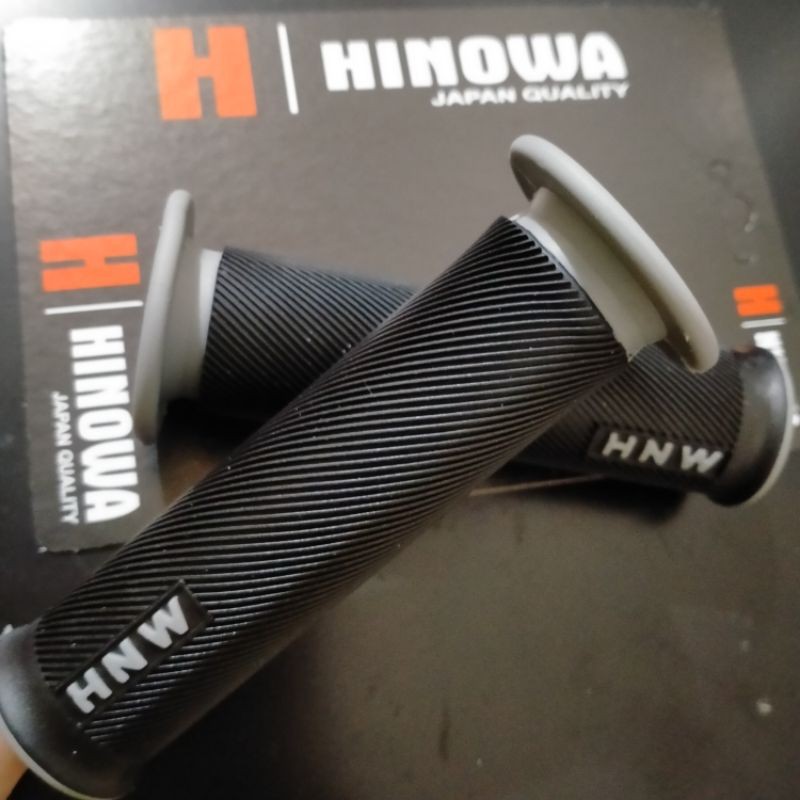 Handgrip Karet Bulu Empuk Hinowa Universal Motor Hitam Grey