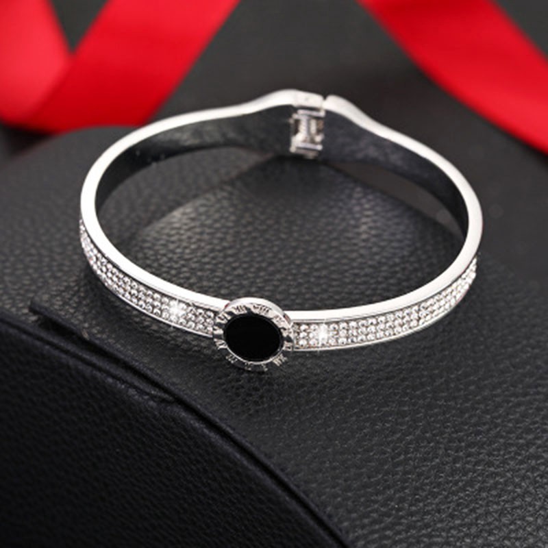 Gelang Tangan Wanita Titanium Premium Anti Karat Berlian Emas 18K Bulat Angka Romawi Ala Bangle-1