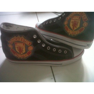 640 Gambar sepatu gambar manchester united Keren