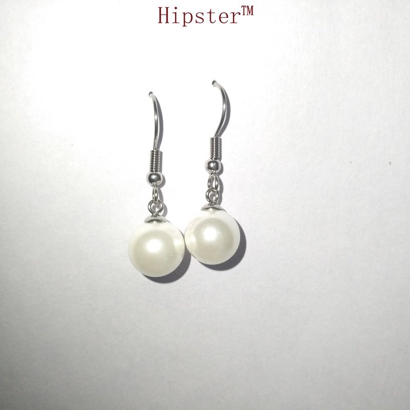 New Perfect Circle Natural Pearl Short Simple and Elegant Earrings