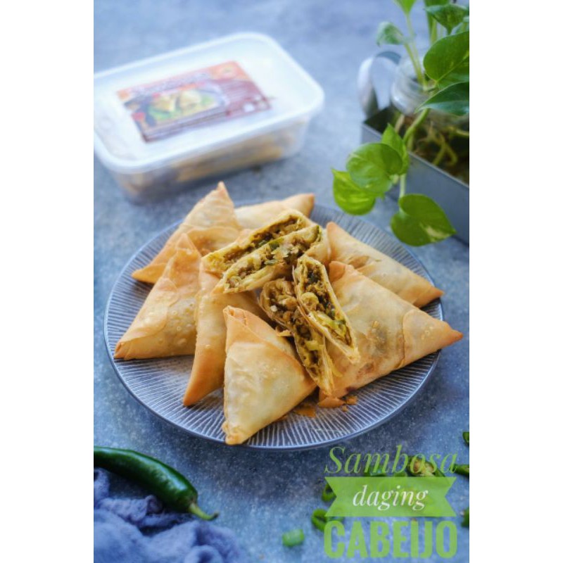 

FROZEN SAMBOSA/SAMOSA DAGING CABE IJO ISI 10/PACK