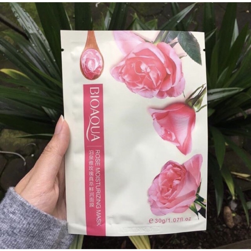 BIO AQUA MOISTURIZING MASK / MASKER WAJAH