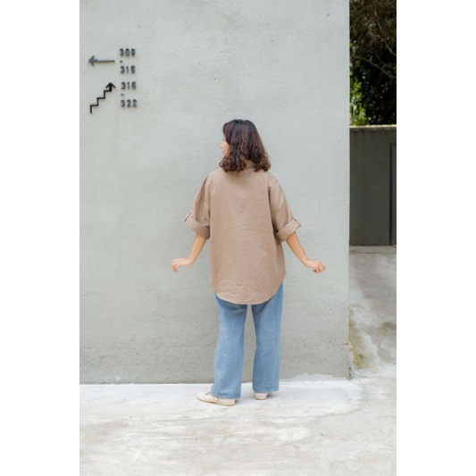 Eveseitch - Bora Over Size Shirt - Kemeja Over Size Wanita