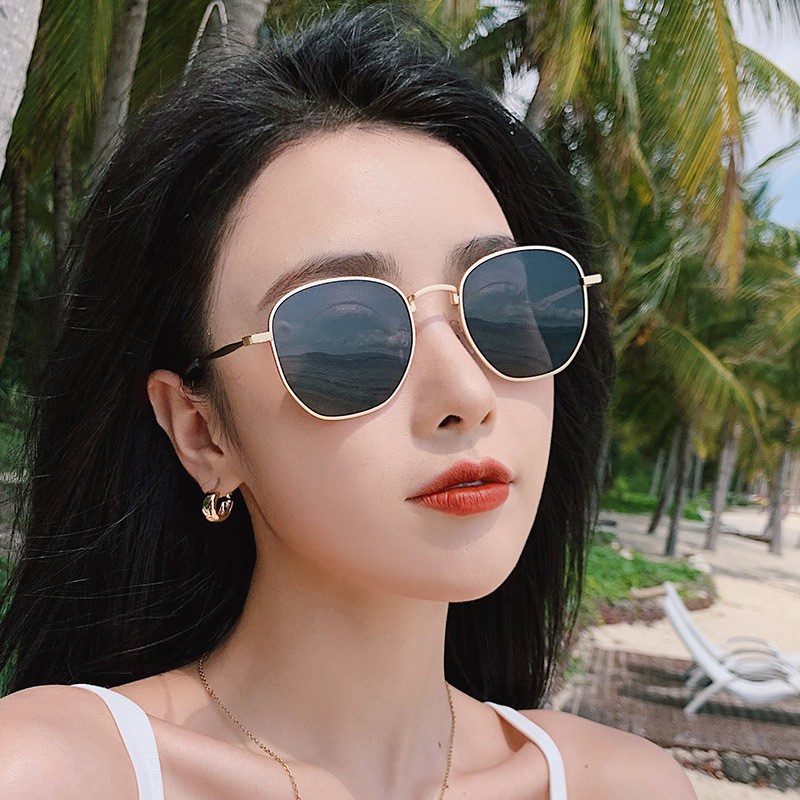 Kacamata Hitam Fashion Trendy Wanita Dan Pria Classic Retro Vintage Anti Silau Sinar Matahari UV Korean Style / Sunglasses Anti UV Import KCH9