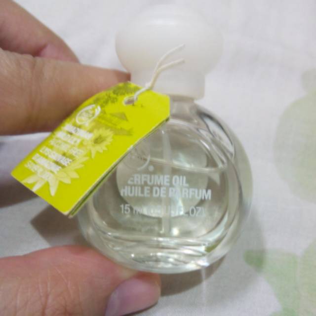 The Body Shop Amazonian Wild Lily Perfume Oil