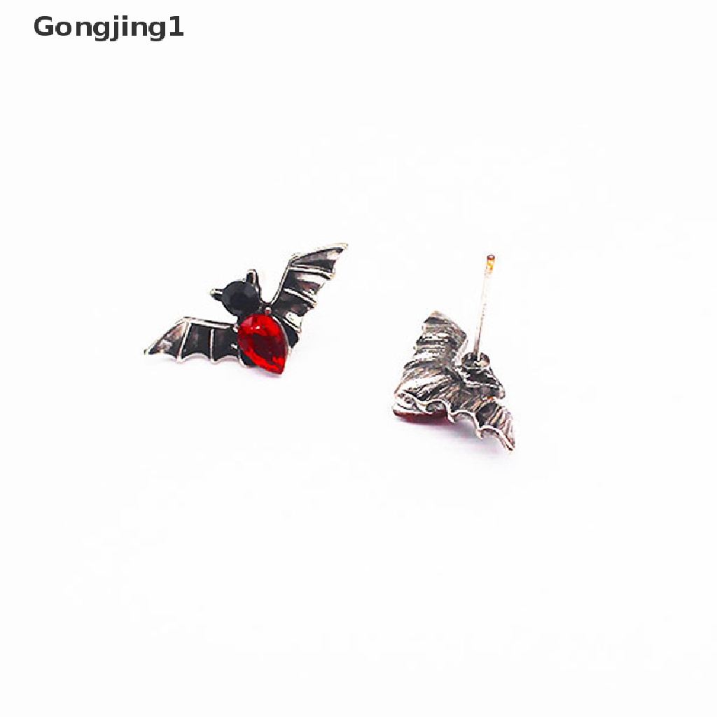 Gongjing1 Anting Tusuk Desain Kelelawar Hias Kristal Merah Gaya Punk / Kuno Untuk Hadiah / Pesta