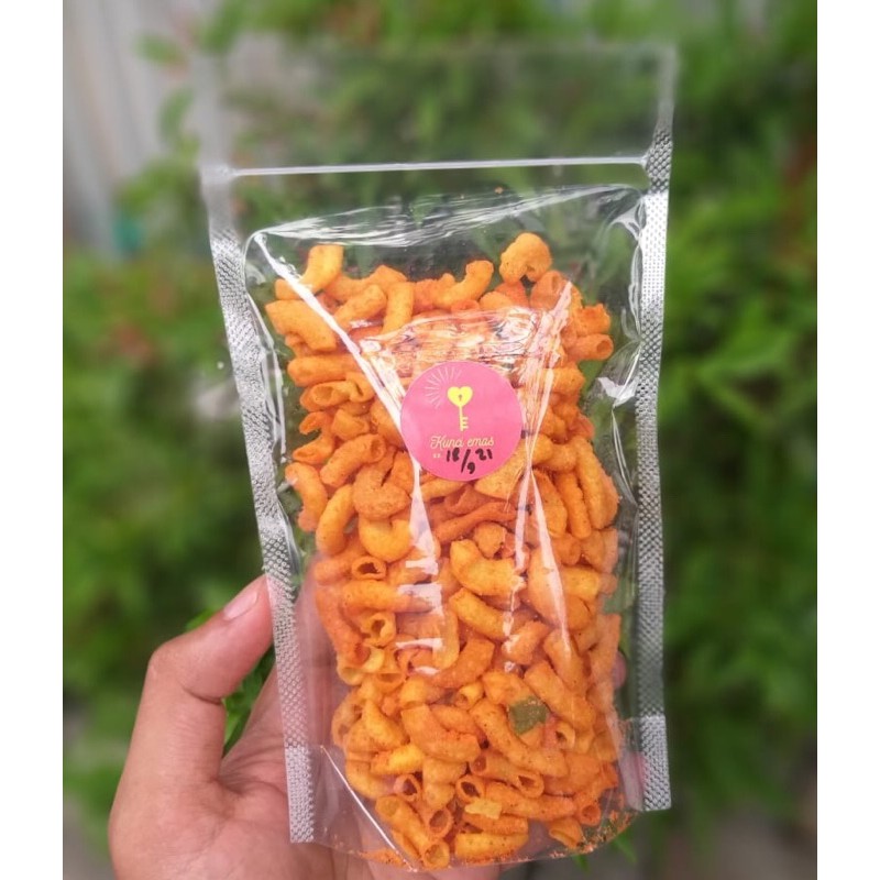 

Makaroni pedas daun jeruk