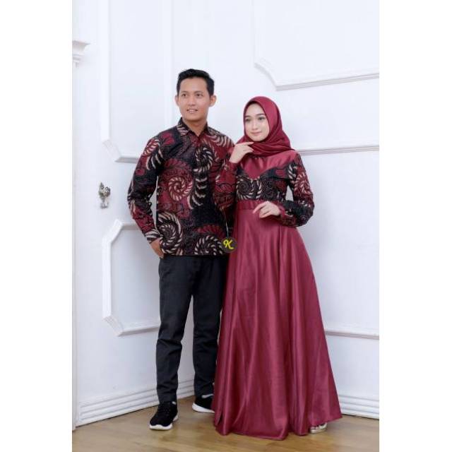 COUPLE GAMIS BATIK PUTRI MALU ,SARIMBIT BATIK  KOMBINASI VELVET