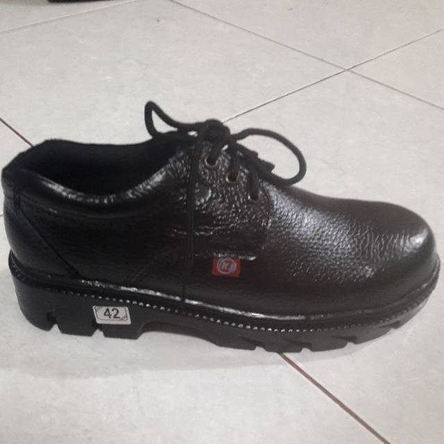 Sepatu Safety Bertali dan Tanpa Tali size 44 - 45