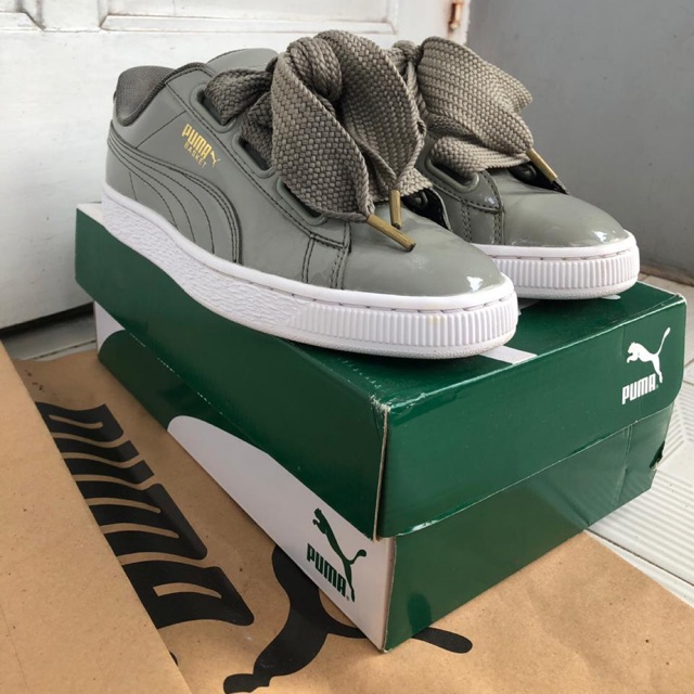 Sepatu Puma basket heart patent women Lengkap dgn box + paperbag + free tali pita satu pasang