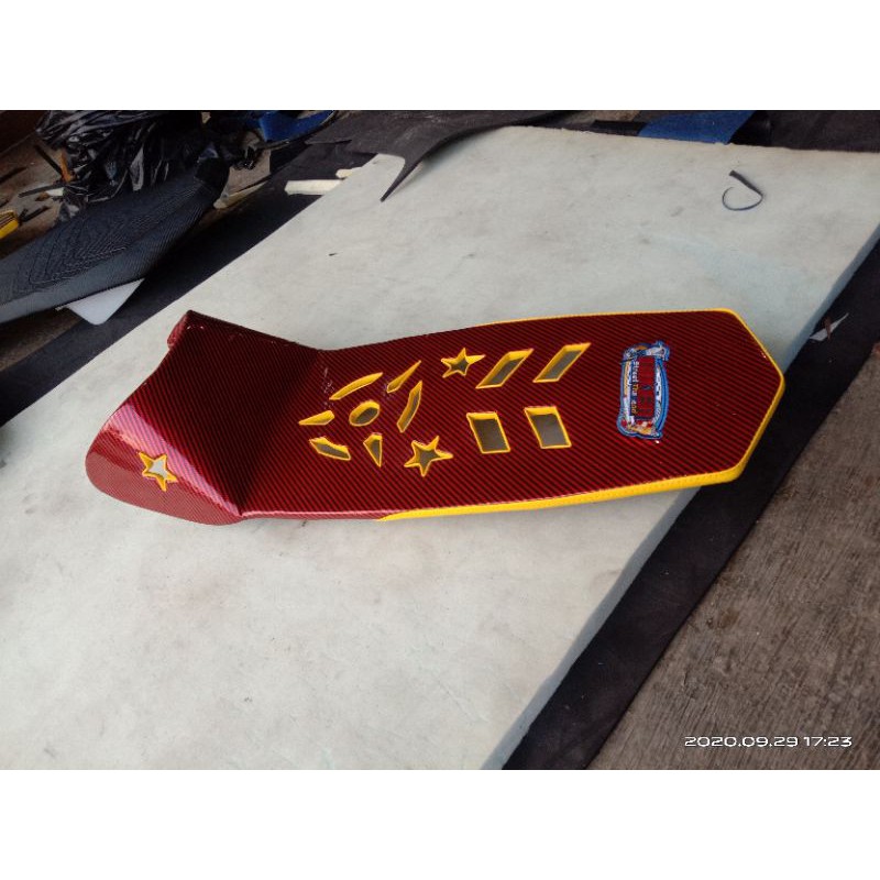 Jok vixion old variasi lubang